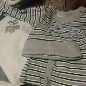 Luvable Friends Gray Striped Long Sleeve Set